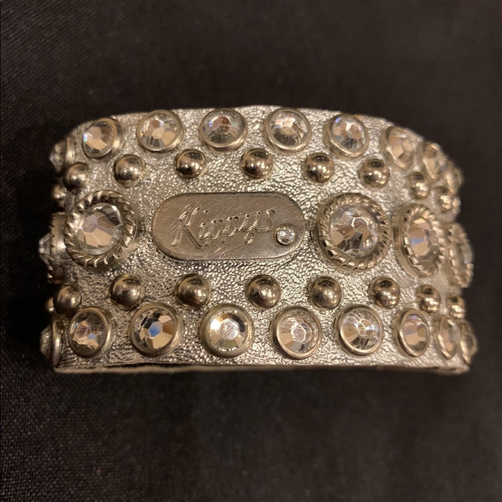 Kippy cuff